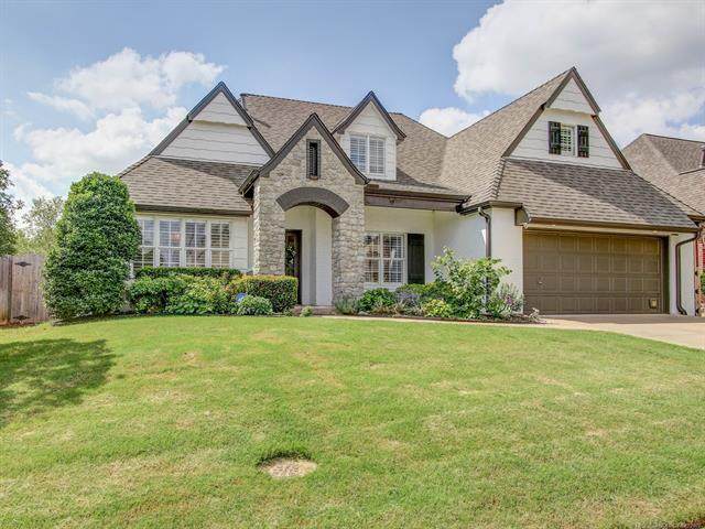 7326 95th Street - Photo 1