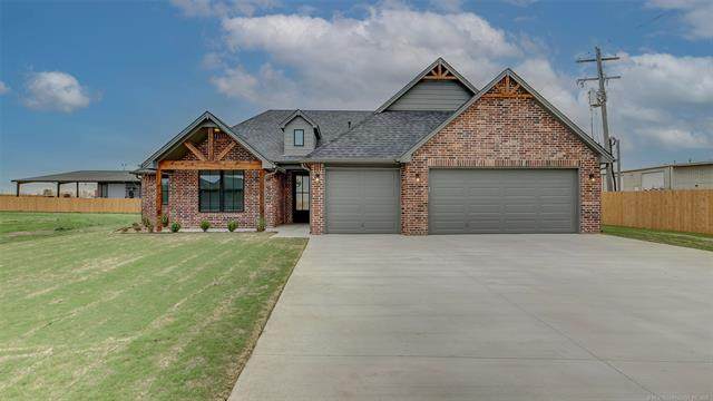 2339 Maple Street - Photo 1