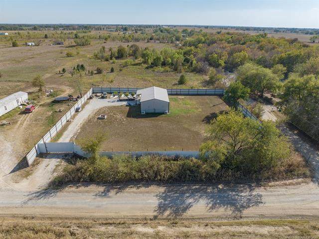 20345 10th Street - Photo 1