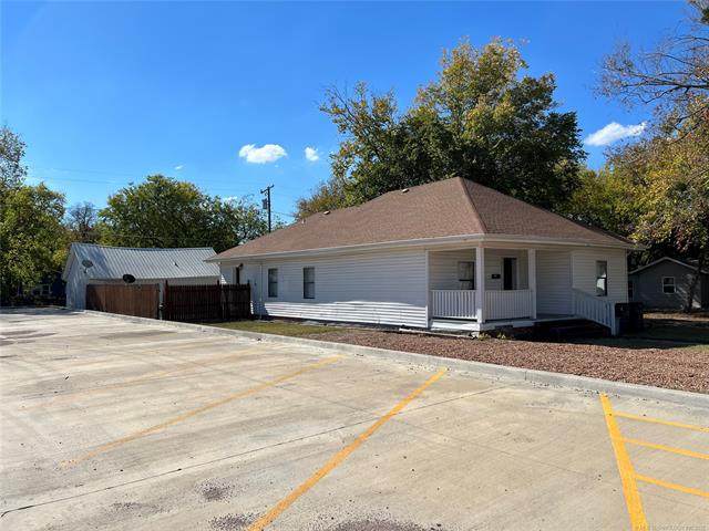 921 14th - Photo 1