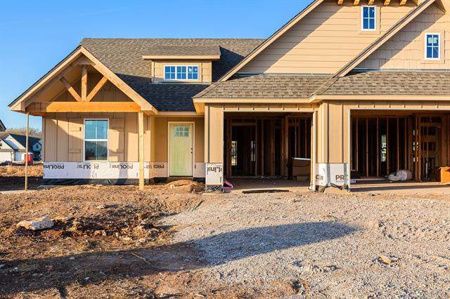 15801 75th Street North - Photo 1