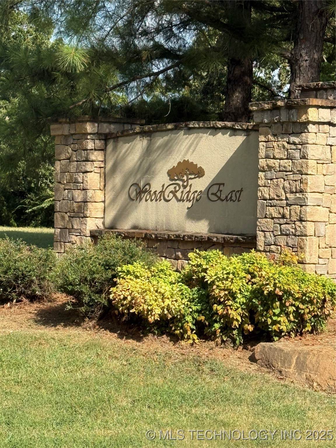 22037 Cliffside Place - Photo 1