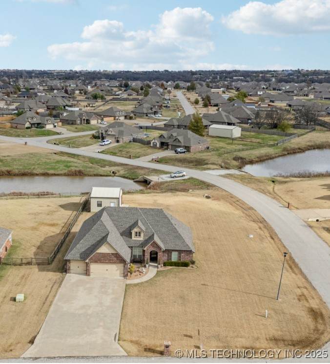 14419 66th East Avenue - Photo 1