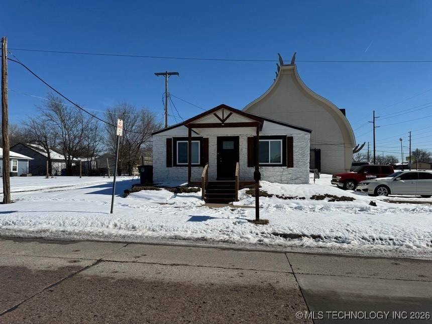 1001 Pine Street - Photo 1