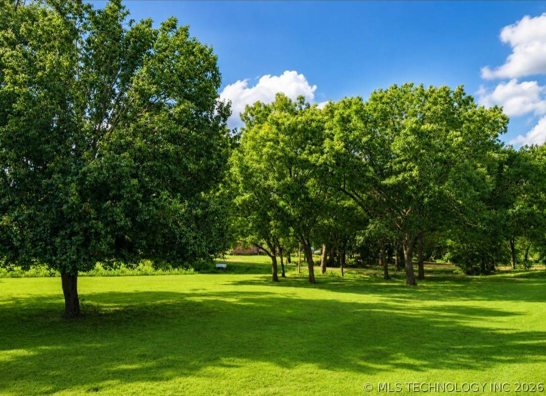 https://bt-photos.global.ssl.fastly.net/tulsa/orig_boomver_2_2624440-2.jpg