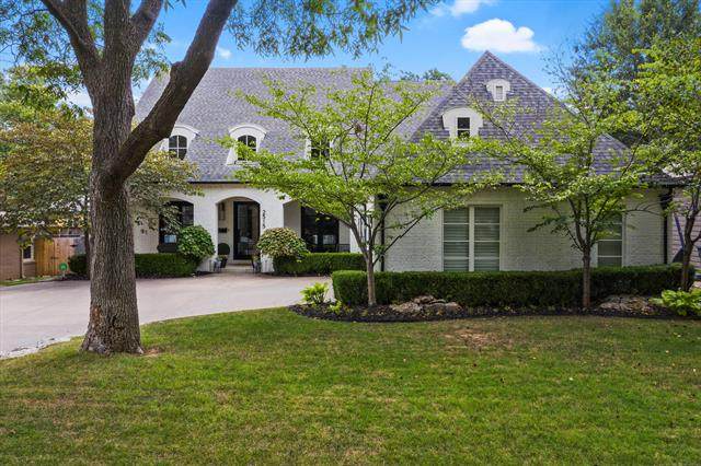 2515 Columbia Place - Photo 1