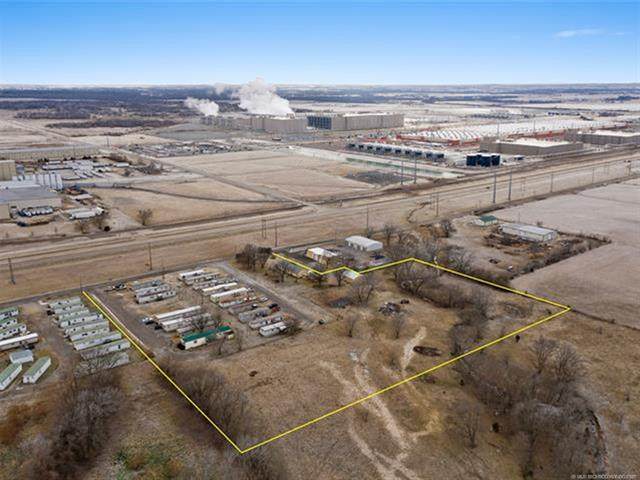 3160 530 Road - Photo 1