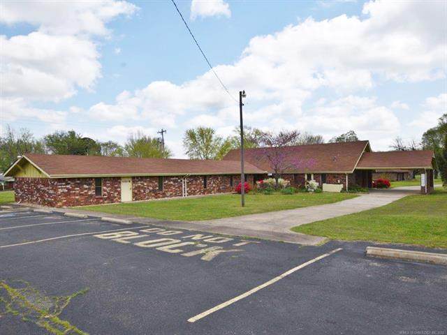 735 Locust Street - Photo 1