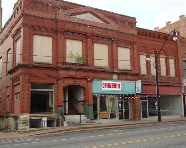 108 6th Street - Photo 1