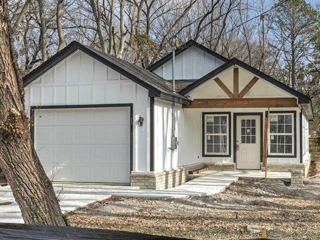 719 Wood Street - Photo 1