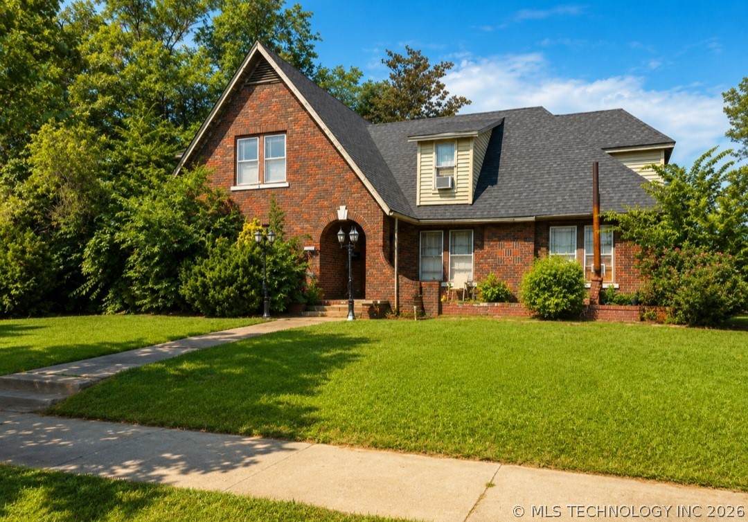 1101 Mekusukey Avenue - Photo 1