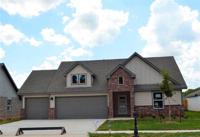 7130 154th Street - Photo 1