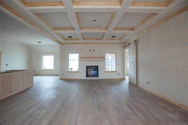 906 Gary Place - Photo 1