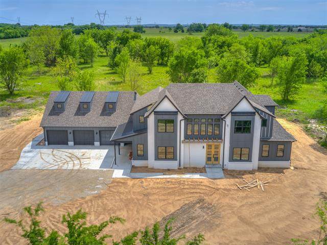 3874 161st Street - Photo 1