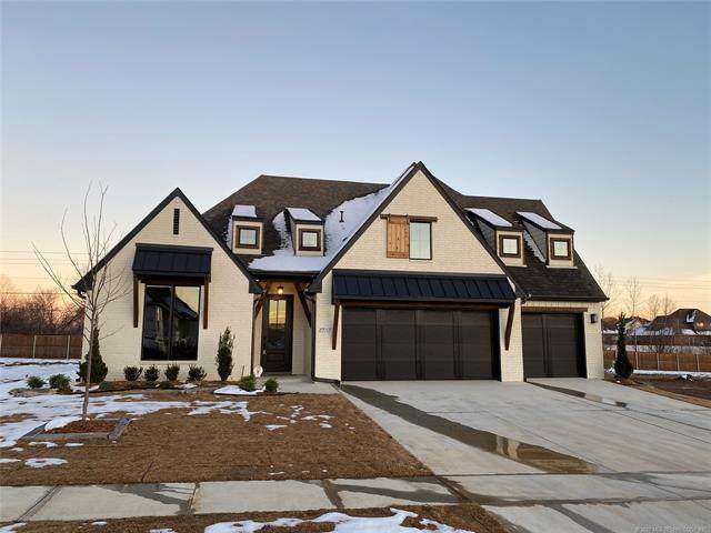 2717 8th Street - Photo 1