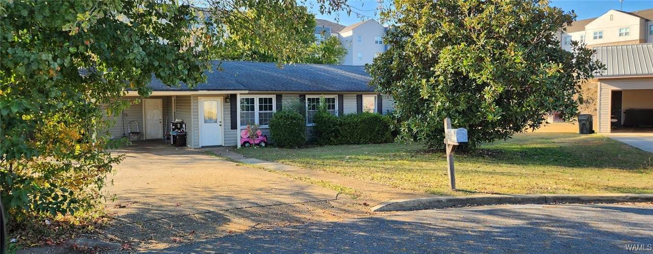 1265 Lynnwood - Photo 1