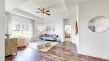 407 Parkway Gardens Lane - Photo 4