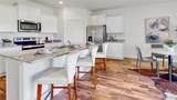 407 Parkway Gardens Lane - Photo 5