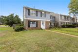 1083 Fairfax Dr - Photo 2