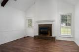 320 Pineview Drive - Photo 8