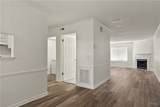 1044 Fairfax Drive - Photo 9