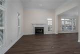 1726 Williamsburg Lane - Photo 4