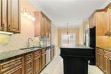 710 Greenbriar Place - Photo 13