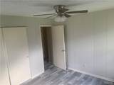 415 Banks Ave - Photo 11