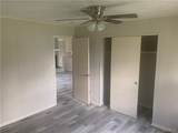 415 Banks Ave - Photo 5