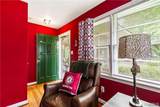 1613 2nd Avenue - Photo 3