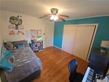 204 Perry Street - Photo 8