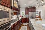 880 Savannah Square - Photo 11