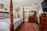 880 Savannah Square - Photo 23