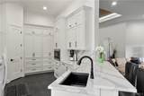 8406 Essex Circle - Photo 13