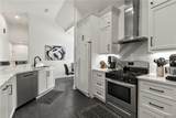 8406 Essex Circle - Photo 15