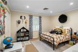 735 Fair Oaks Lane - Photo 24