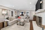 735 Fair Oaks Lane - Photo 4