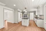 381 Riverdale - Photo 14