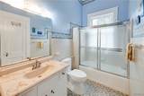 18 B Country Club Hills - Photo 15