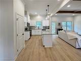 18032 Northview Circle - Photo 5