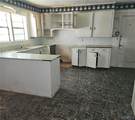 2087 University Way - Photo 4