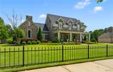 905 The Townes - Photo 2