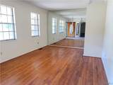 1005 Barclay Drive - Photo 3