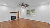 2105 22nd Avenue - Photo 8