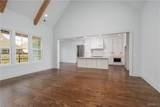 589 Hardwick Street - Photo 4