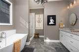 870 Arundell Street - Photo 20
