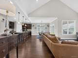 9048 Ivanhoe Drive - Photo 8