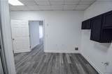 2110 University Boulevard - Photo 9