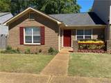 1038 Fairfax Drive - Photo 2