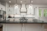633 Lansdowne Avenue - Photo 12